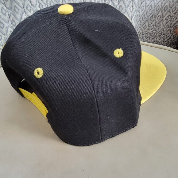 Pokémon Go Team Instinct Embroidered Snapback Style Cap - Picture 3 of 4